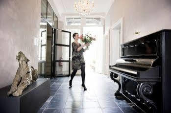 Ganda & 3* Gent